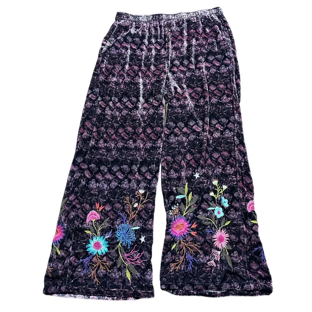JOHNNY WAS: NWT Ulla Floral-Embroidered Velvet Pants -Size XL - Picture 4 of 15